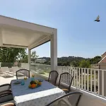 Penthouse Nikolina-50M To Beach! - Makarska Exklusiv